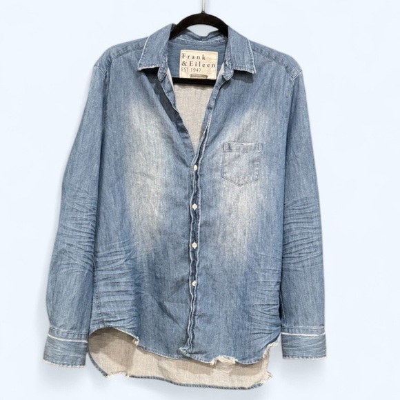 Frank & Eileen - Eileen Denim Button Down in Distressed Vintage Wash Size M - Picture 4 of 10